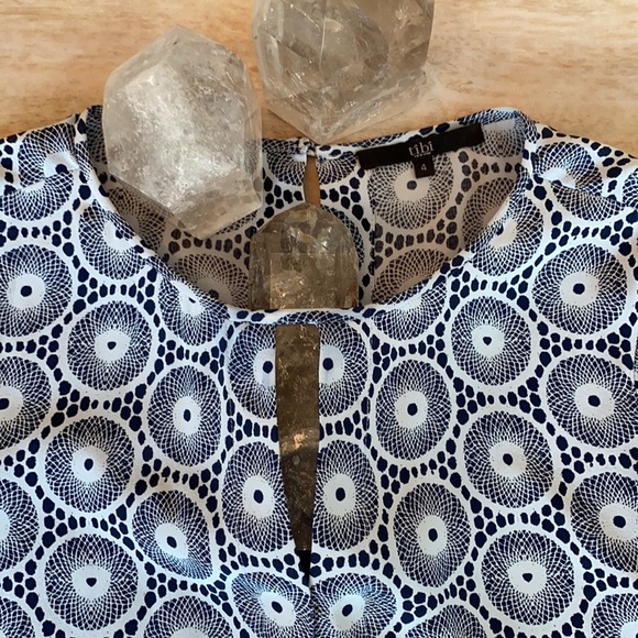 Tibi Silk Keyhole Top - Navy & White Graphic Design (Spirograph Batik) - Picture 6 of 9